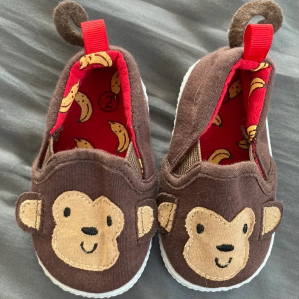 Baby monkey slip on canvas shoes